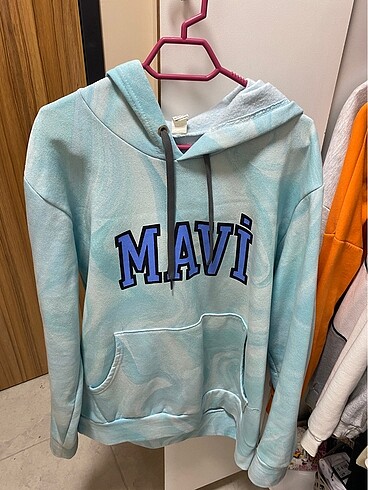 Mavi sweatshirt
