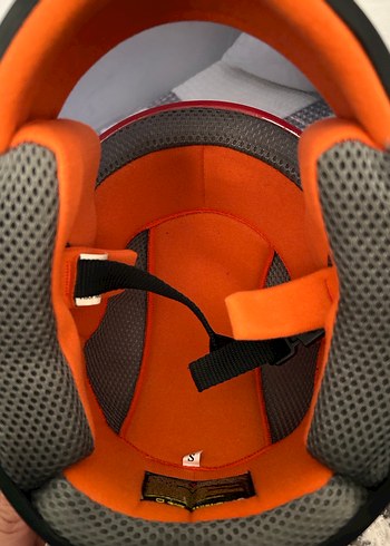 Çocuk Kaskı S beden. Renkli Baskılı Kırmızı Motosiklet Kaskı - Görsel 8