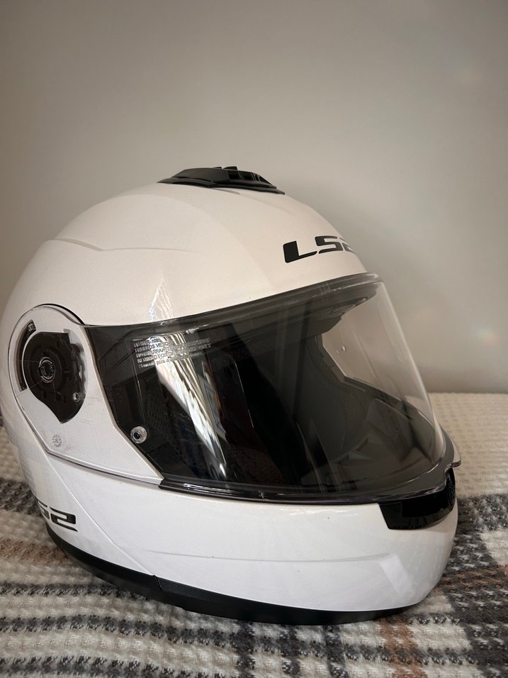 LS2 marka STROBE 2 Motorsiklet kaskı - Görsel 3