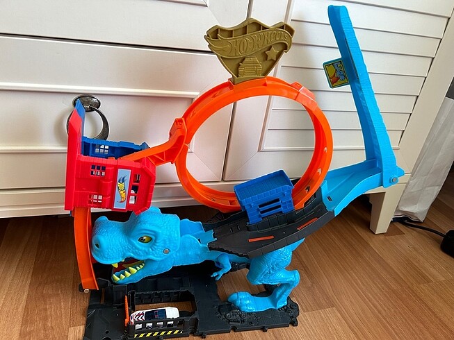 Hotwheels yarış pisti