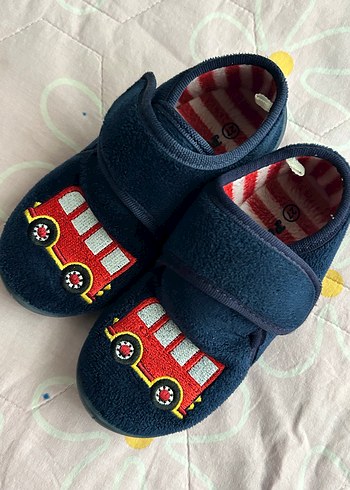 Mavi Erkek Çocuk Nakışlı Ev Terliği