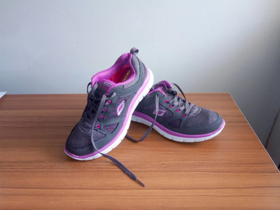 Skechers 38 