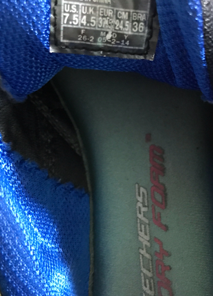 Skechers 37.5