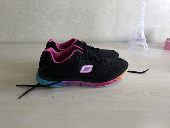 Skechers gökkuşağı 38 ???? 