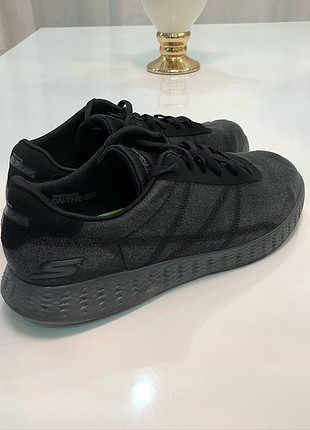Skechers ON THE GO