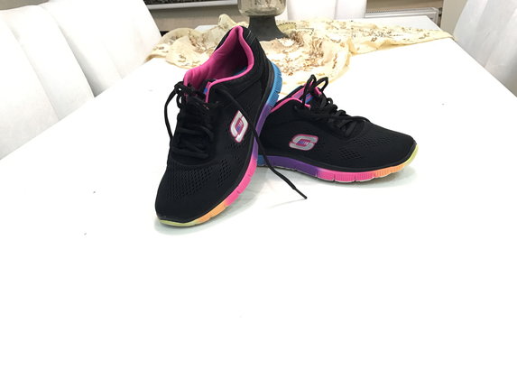 Skechers gökkuşağı 38