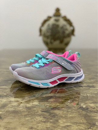 SKECHERS 30 