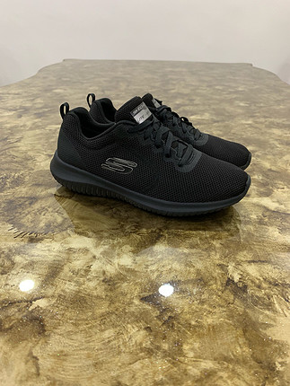 37 Beden siyah Renk SKECHERS 37.5