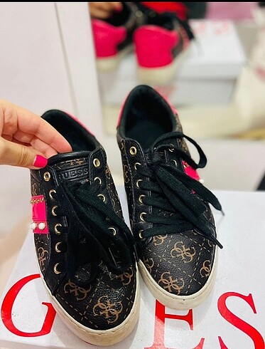 Guess Guess ayakkabı