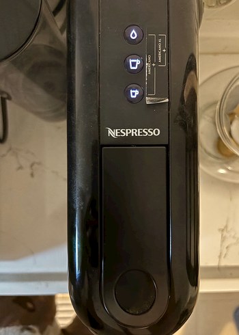Nespresso Essenza Plus D45 Espresso Makinesi Siyah - Görsel 5