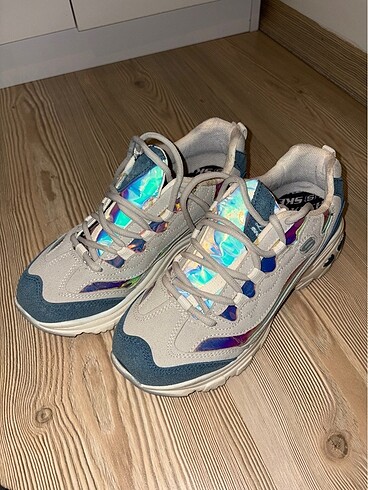 Skechers spor ayakkabı