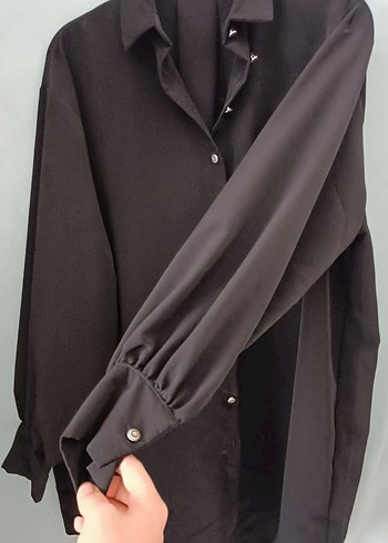 Siyah Düğmeli Uzun Kollu Gömlek - Görsel 4