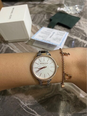 micheal kors kol saati