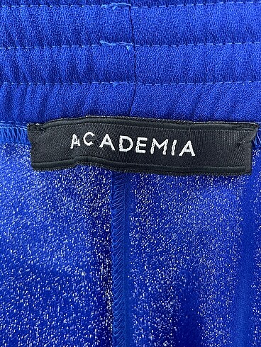 36 Beden mavi Renk Academia Düz Kesim %70 İndirimli.