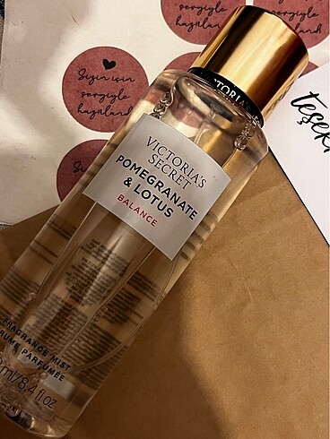 victoria?s secret lotus vucut spreyi