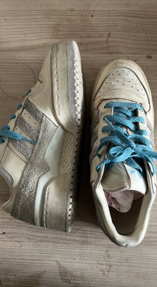 Beyaz Kadın Spor Ayakkabı Mavi Bağcıklı - Görsel 2