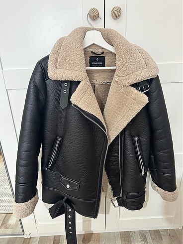 Stradivarius Stradivarius kürklü ceket