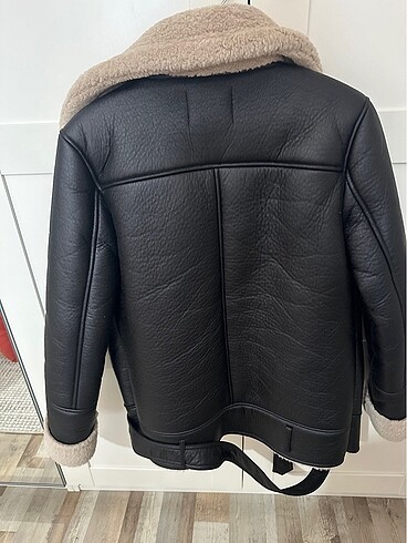 Stradivarius kürklü ceket - Görsel 5