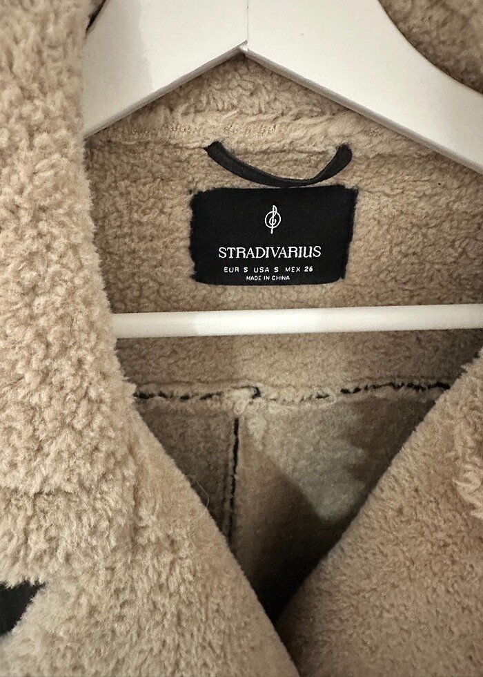 Stradivarius kürklü ceket - Görsel 4