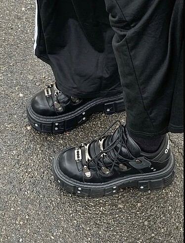 38 Beden siyah Renk New Rock Gotik/Punk Tarzi Platform Bot