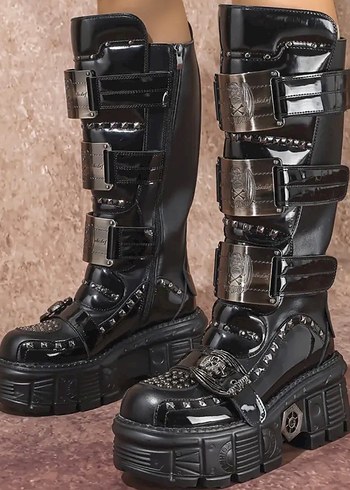 New Rock tarzı Gotik / Punk Çizme