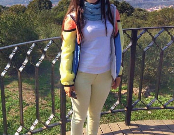 Renkli yağmurluk