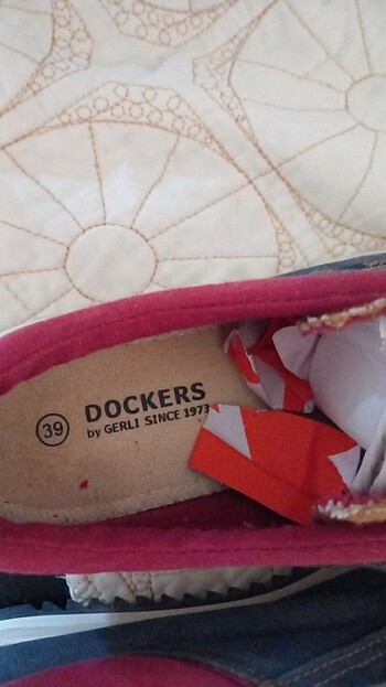 Dockers Bayan
