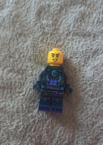  Beden Gri Karanlık Lego Figürü