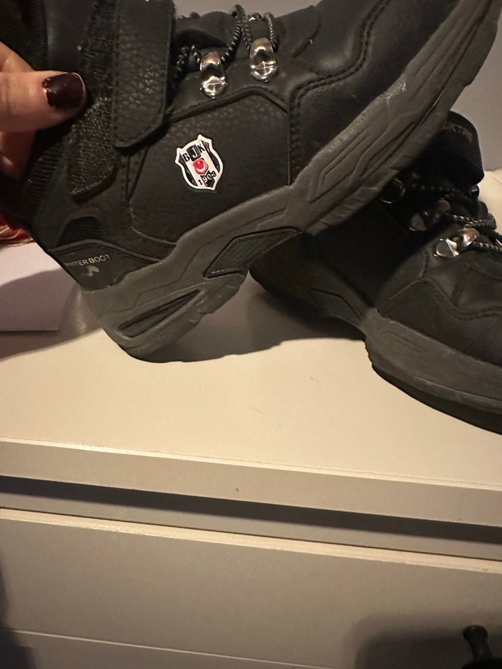 Çocuk Siyah Punk Tarzı Cırt Cırtlı Bot - Görsel 2