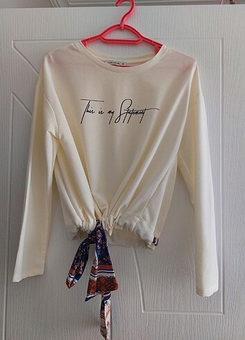 Belden büzgülü sweatshirt
