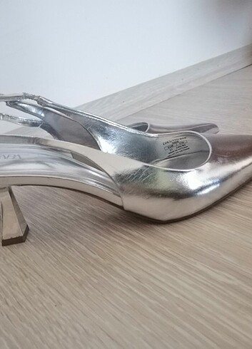 37 Beden ZARA AYAKKABI