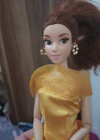 Sarı Elbiseli Renkli Bebek - Görsel 3