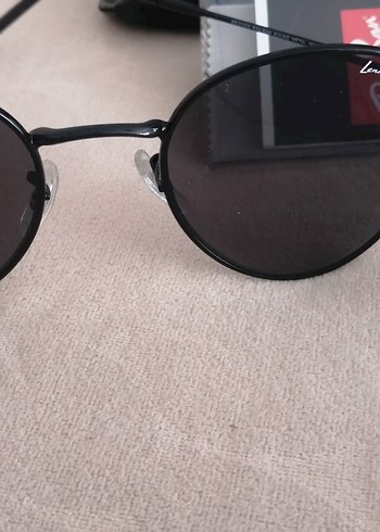 Ray Ban Parlak Siyah Ray-Ban Uniseks Güneş Gözlüğü