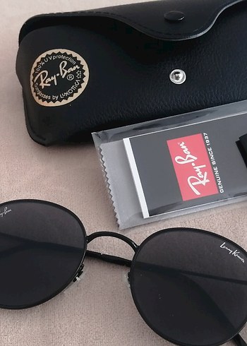 Parlak Siyah Ray-Ban Uniseks Güneş Gözlüğü