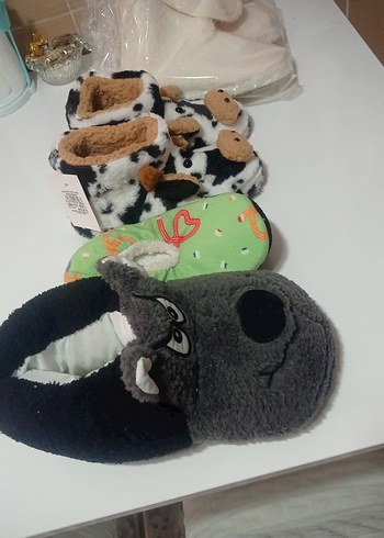 Kız Çocuk Pembe Sıcak Ev Terliği - Görsel 2