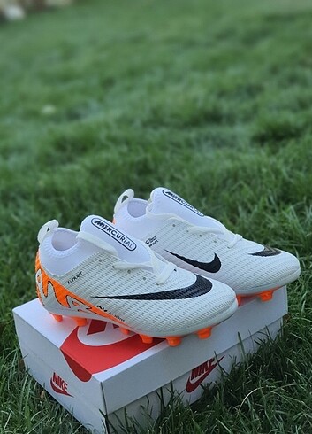 Nike çocuk krampon