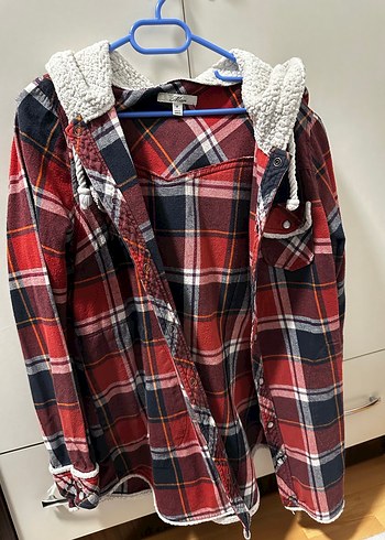 Bordo Kapüşonlu Ekose Kadın Gömlek - Görsel 3