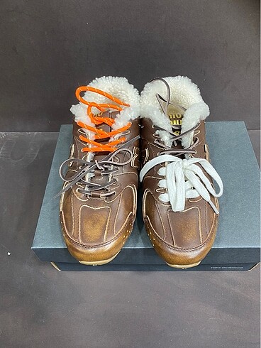 New Balance New Blance 530 Miu Miu