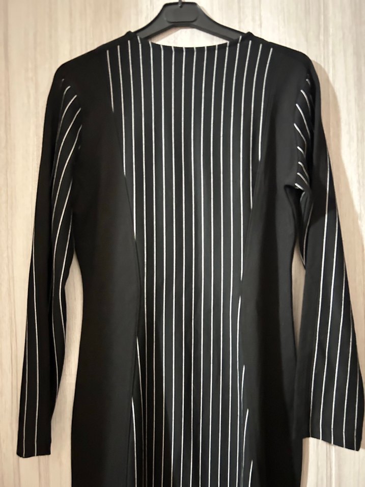 V Yaka Çizgili Siyah Gri Tuxedo - Görsel 2