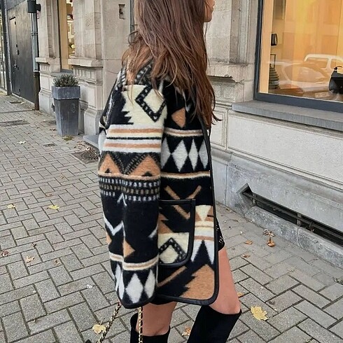 diğer Beden siyah Renk İthal Zara model ceket. Hiç kullanılmadı