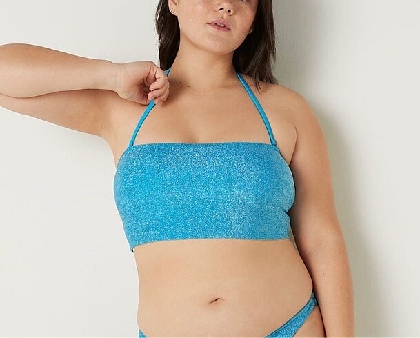 Victoria?s Secret Işıltılı Bikini Üstü. Etiketi üzerinde.