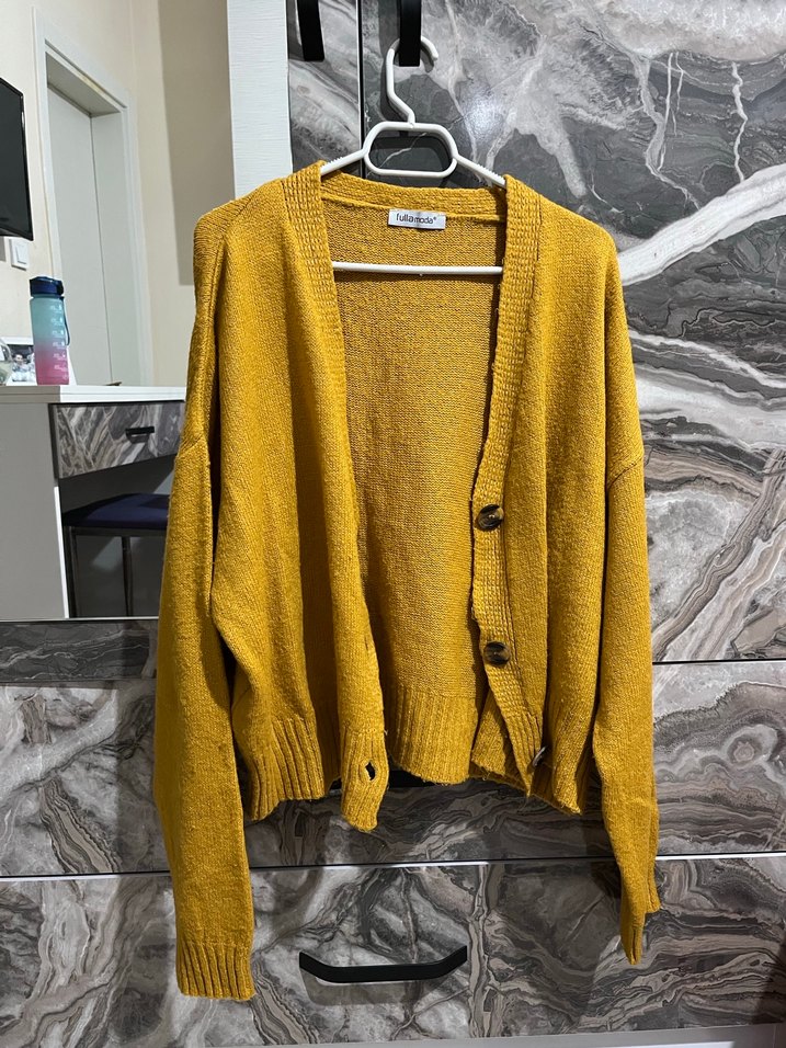 Sarı Örgü V-Yaka Kadın Hırka - Görsel 2