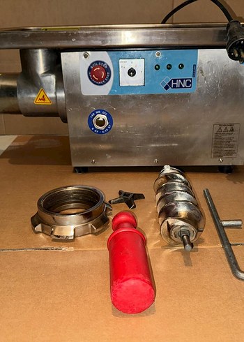 HNC Endüstriyel Kıyma Makinesi EK-32T - Görsel 7