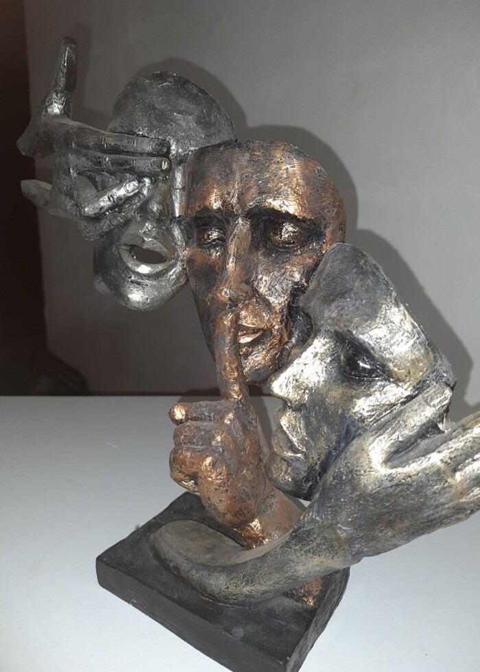 3 başlıklı biblo heykeli - Görsel 3