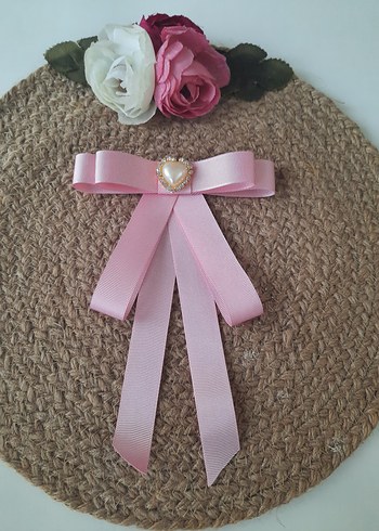 Pembe Kurdeleli fiyonk taşlı broş - Görsel 3