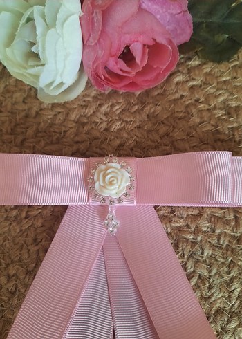 Pembe Kurdeleli fiyonk taşlı broş - Görsel 6