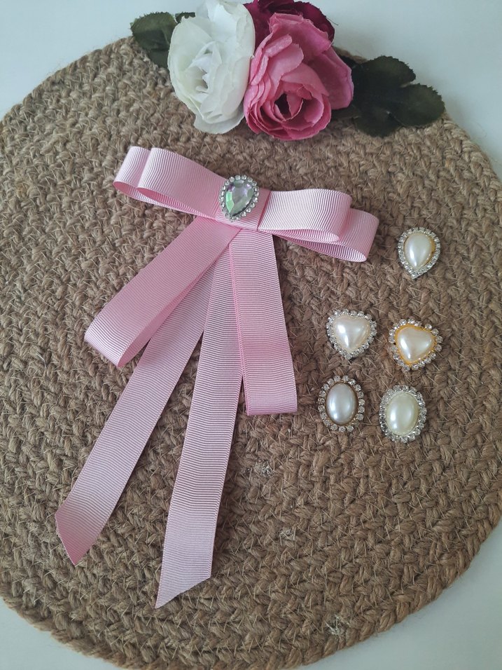 Pembe Kurdeleli fiyonk taşlı broş - Görsel 2