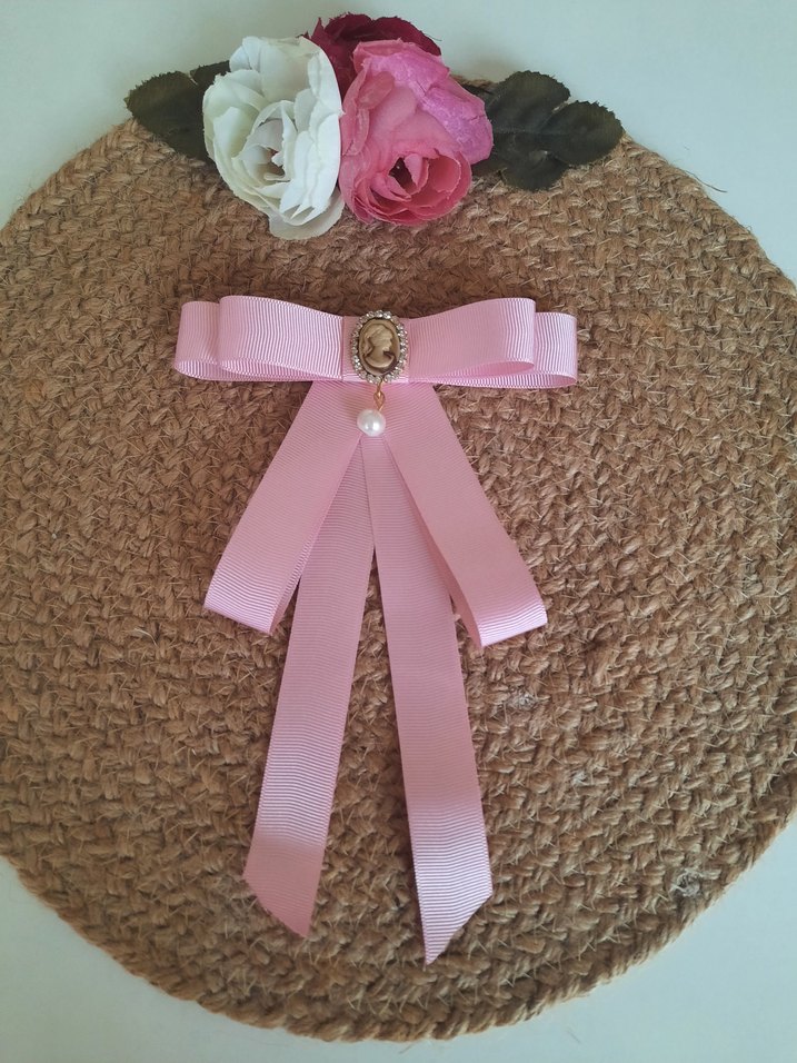 Pembe Kurdeleli fiyonk taşlı broş - Görsel 4