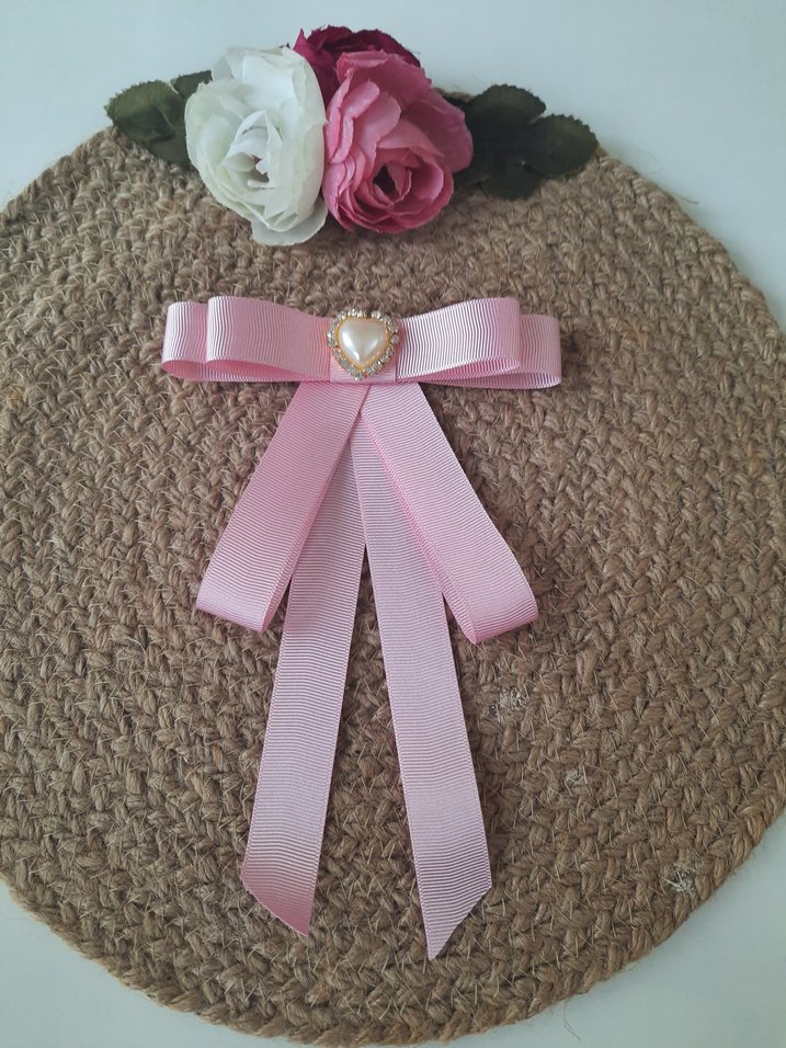 Pembe Kurdeleli fiyonk taşlı broş - Görsel 3