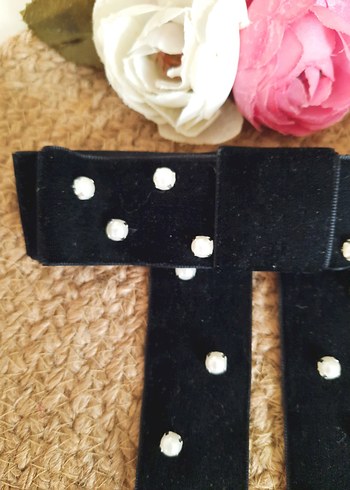 İnci Detaylı Siyah Kadife Kurdele Fiyonk Saç Aksesuarı - Görsel 5